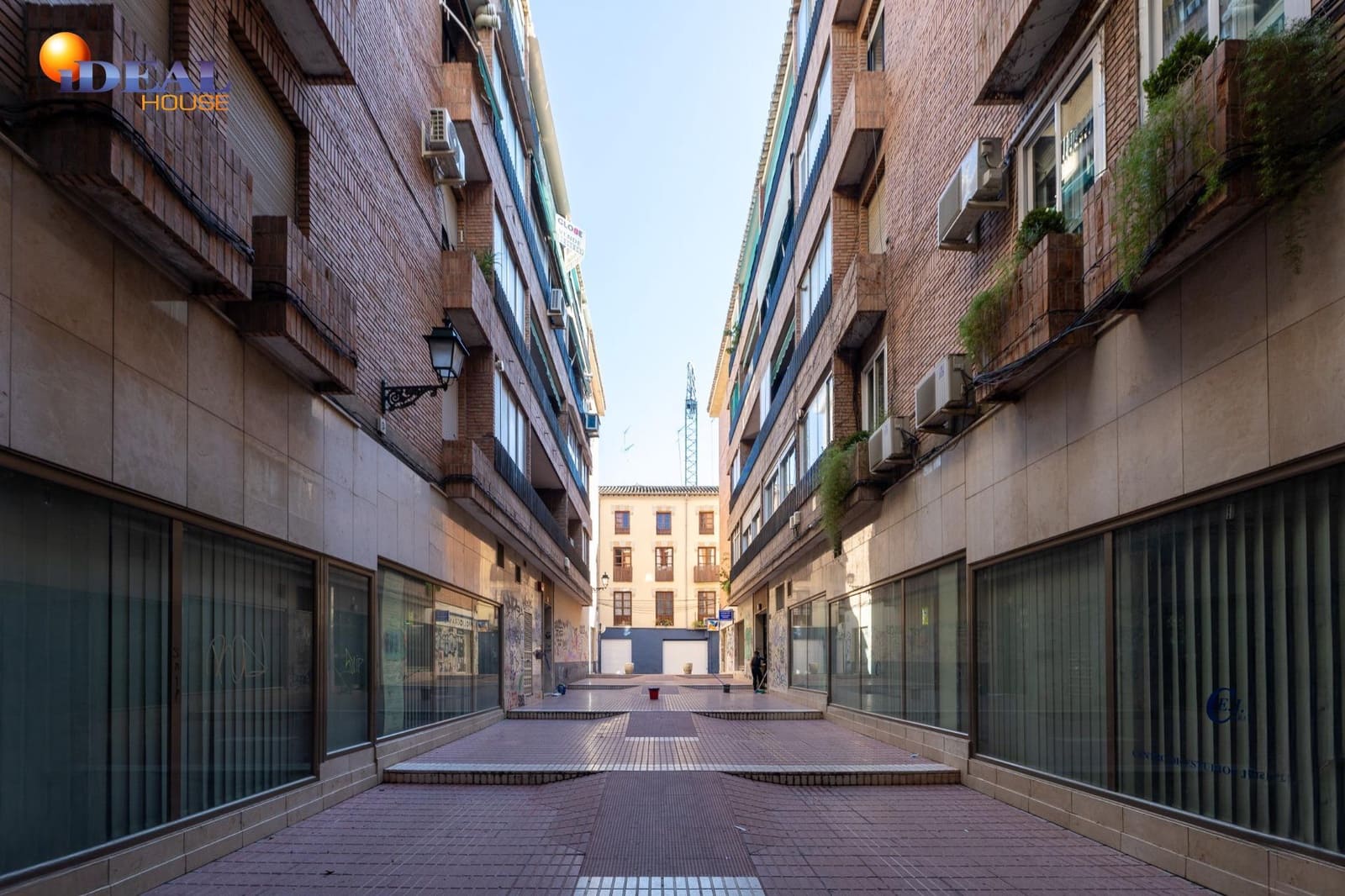 3 bedroom Flat for sale in Granada city - € 244,000 (Ref: 9474162)