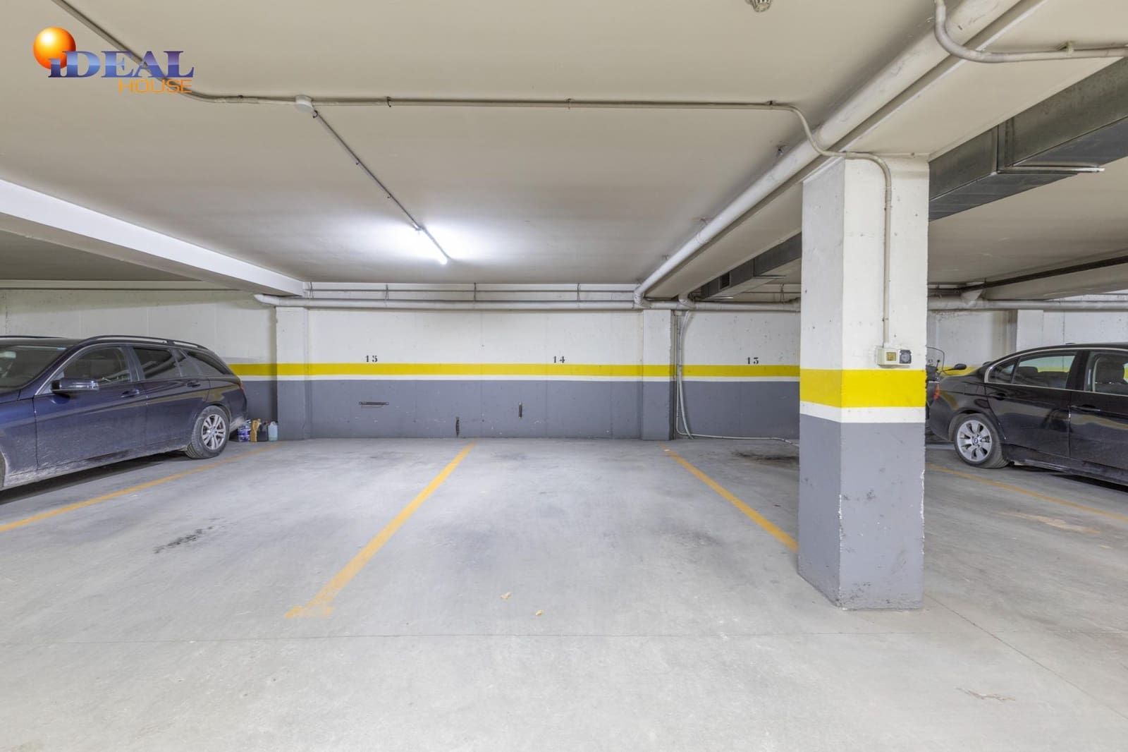 Garage for sale in Santa Fe - € 14,900 (Ref: 9474885)