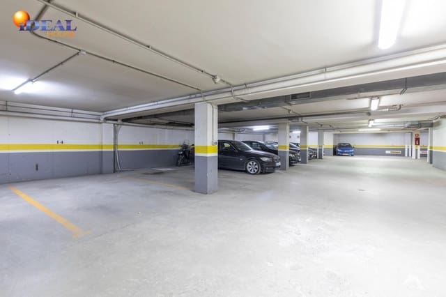 Garage for sale in Santa Fe - € 14,900 (Ref: 9474885)