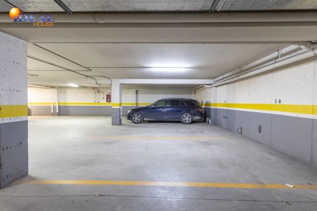 Garage for sale in Santa Fe - € 14,900 (Ref: 9474885)