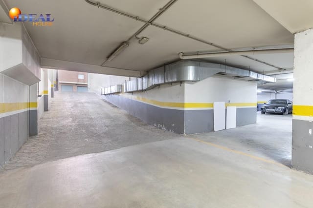 Garage for sale in Santa Fe - € 14,900 (Ref: 9474885)