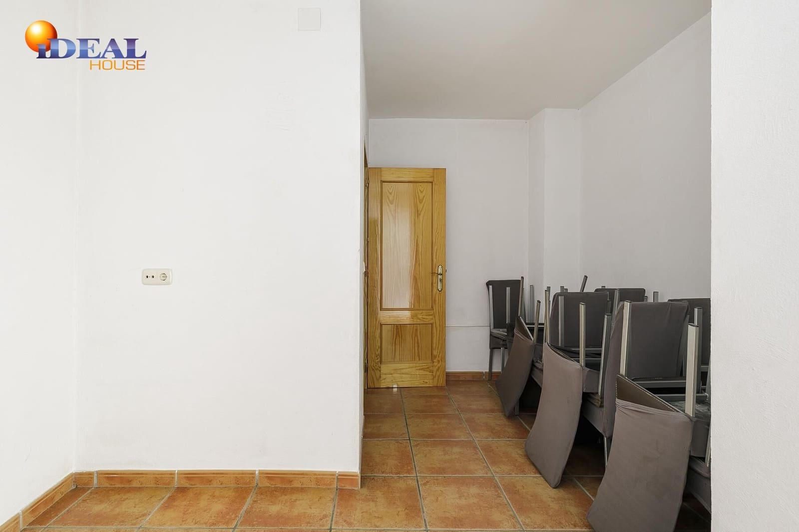 Kommersiell til salgs i Alfacar - € 55 000 (Ref: 9474886)