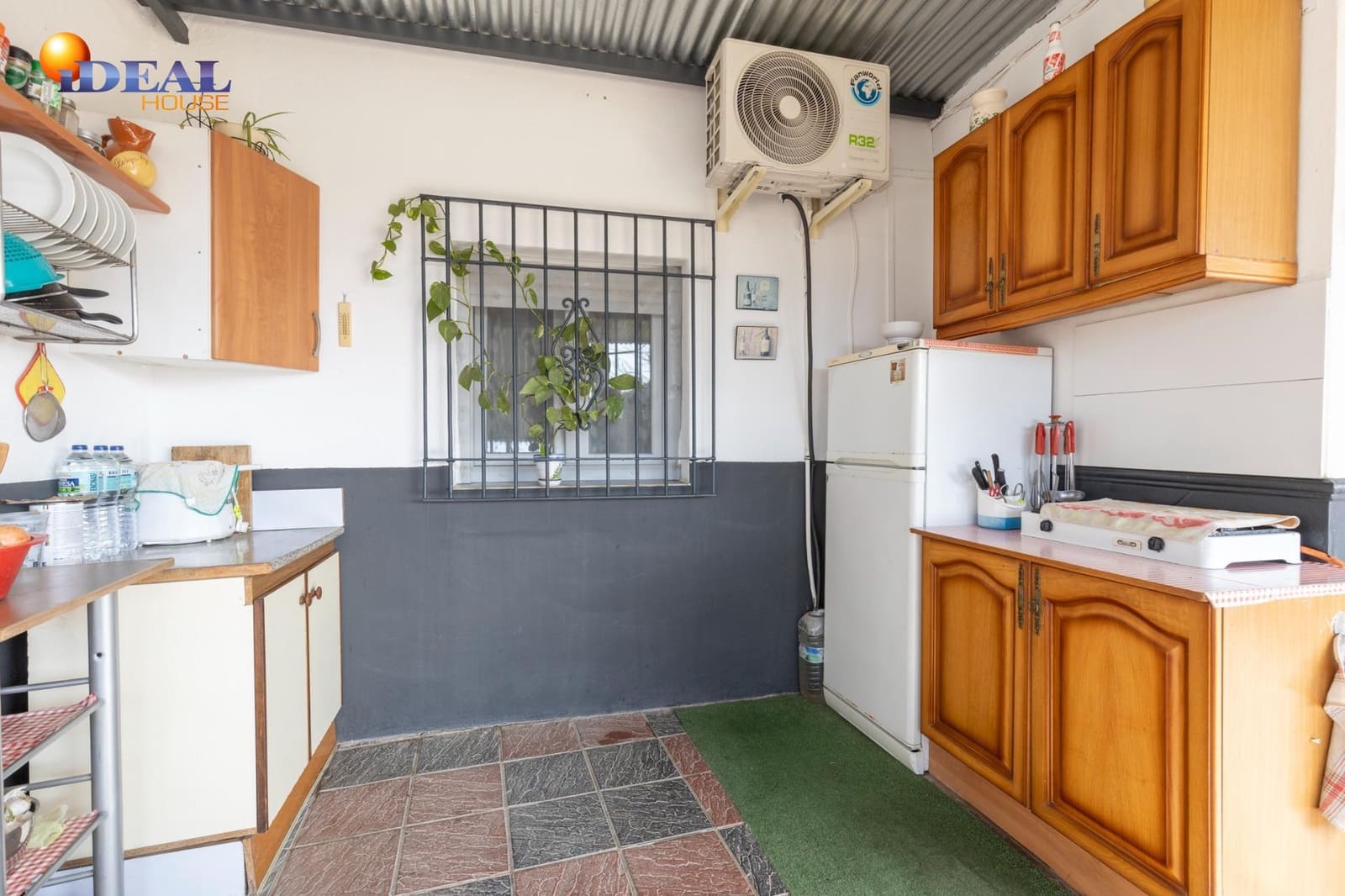 3 soverom Finca/Herregård til salgs i Santa Fe med svømmebasseng garasje - € 199 000 (Ref: 9474888)