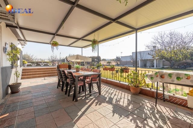 3 soverom Finca/Herregård til salgs i Santa Fe med svømmebasseng garasje - € 199 000 (Ref: 9474888)