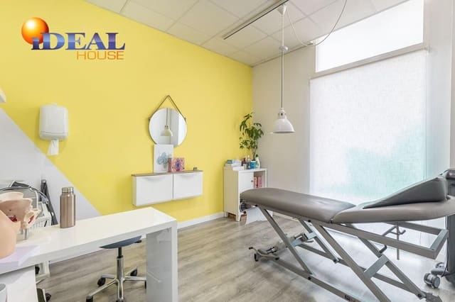 5 Zimmer Gewerbe zu verkaufen in Zaidin, Granada Stadt - 250.000 € (Ref: 9474889)