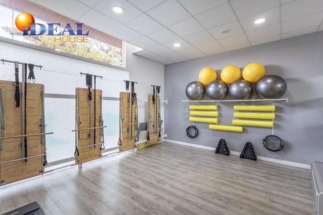 5 Zimmer Gewerbe zu verkaufen in Zaidin, Granada Stadt - 250.000 € (Ref: 9474889)