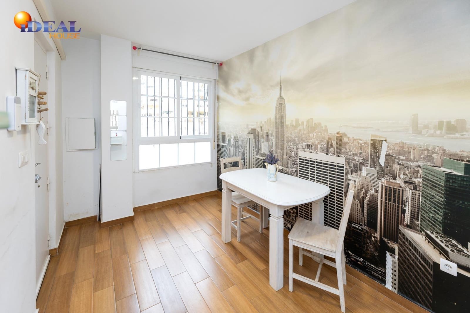 2 bedroom Flat for sale in Cenes de la Vega with pool - € 122,900 (Ref: 9481169)