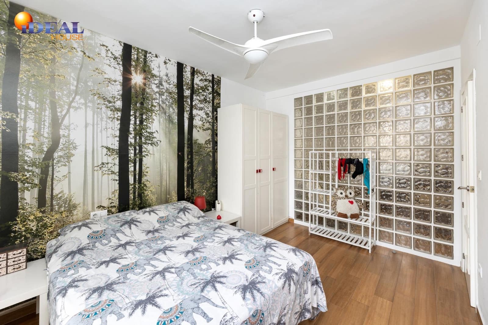 2 bedroom Flat for sale in Cenes de la Vega with pool - € 122,900 (Ref: 9481169)