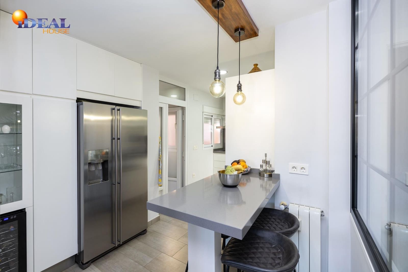 2 bedroom Penthouse for sale in Granada city with garage - € 569,000 (Ref: 9481172)