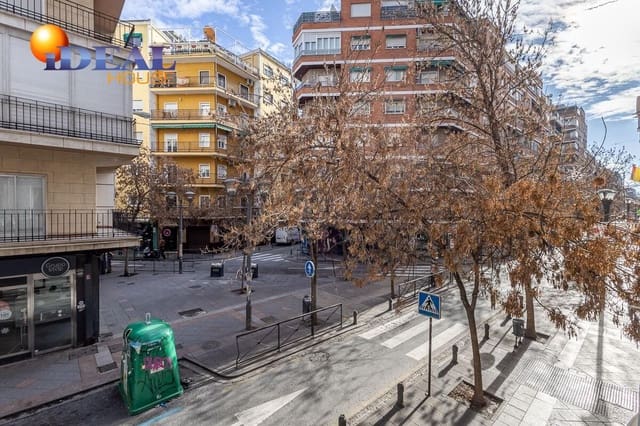 3 camera da letto Appartamento in vendita in Camino de Ronda - Rosaleda, Granada città - 310.000 € (Rif: 9482010)