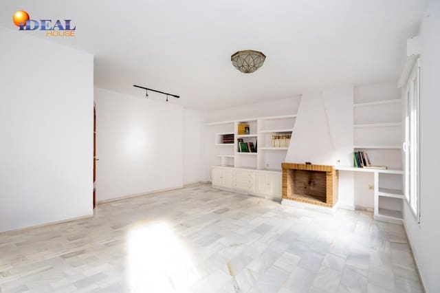 4 makuuhuone Rivitalo myytävänä paikassa Maracena mukana 
autotalli - 260 000 € (Ref: 9482011)