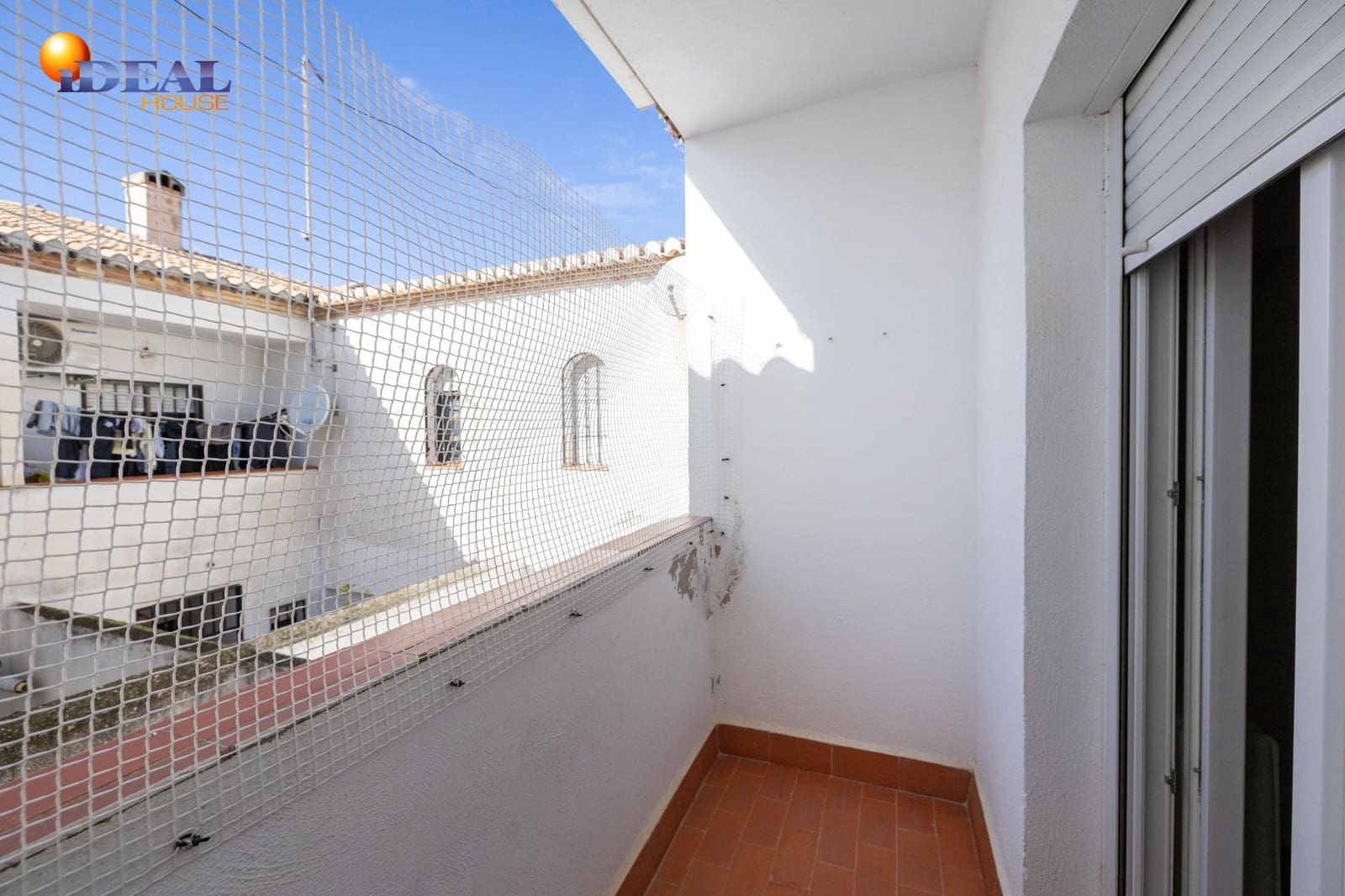 4 makuuhuone Rivitalo myytävänä paikassa Maracena mukana 
autotalli - 260 000 € (Ref: 9482011)