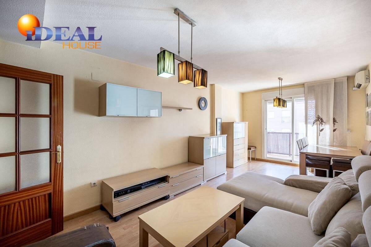 Piso de 3 habitaciones en Granada ciudad en venta con garaje - 249.500 € (Ref: 9483508)