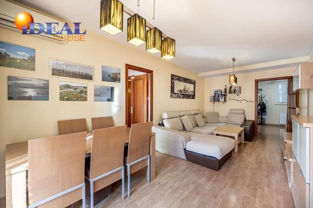 Piso de 3 habitaciones en Granada ciudad en venta con garaje - 249.500 € (Ref: 9483508)