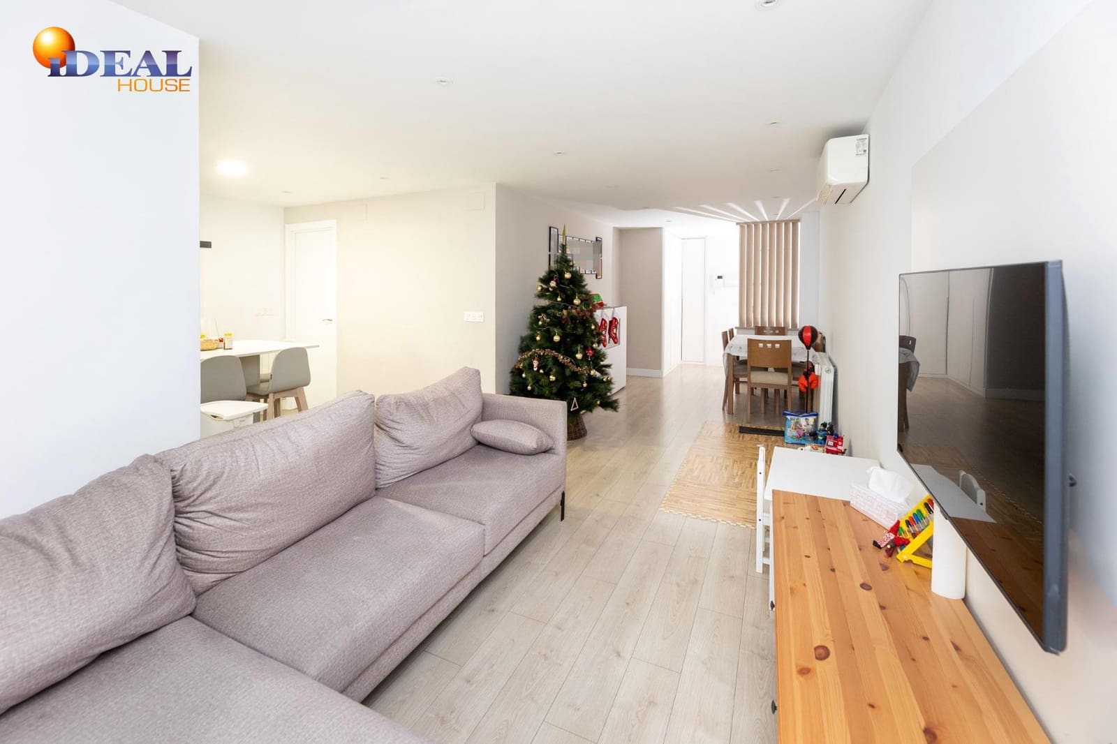 4 bedroom Flat for sale in Granada city - € 375,000 (Ref: 9488333)