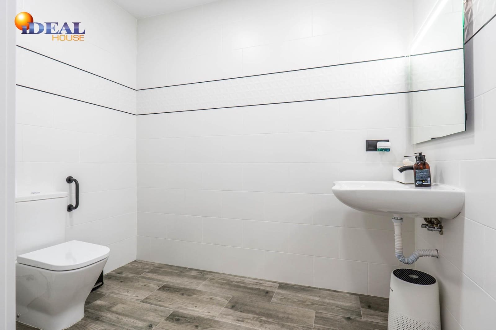 9 slaapkamer Commercieel te koop in Padul - € 224.900 (Ref: 9491283)