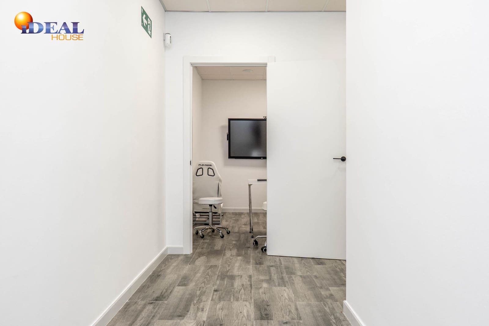 9 slaapkamer Commercieel te koop in Padul - € 224.900 (Ref: 9491283)