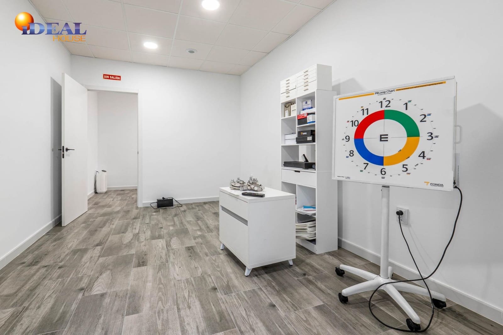 9 slaapkamer Commercieel te koop in Padul - € 224.900 (Ref: 9491283)