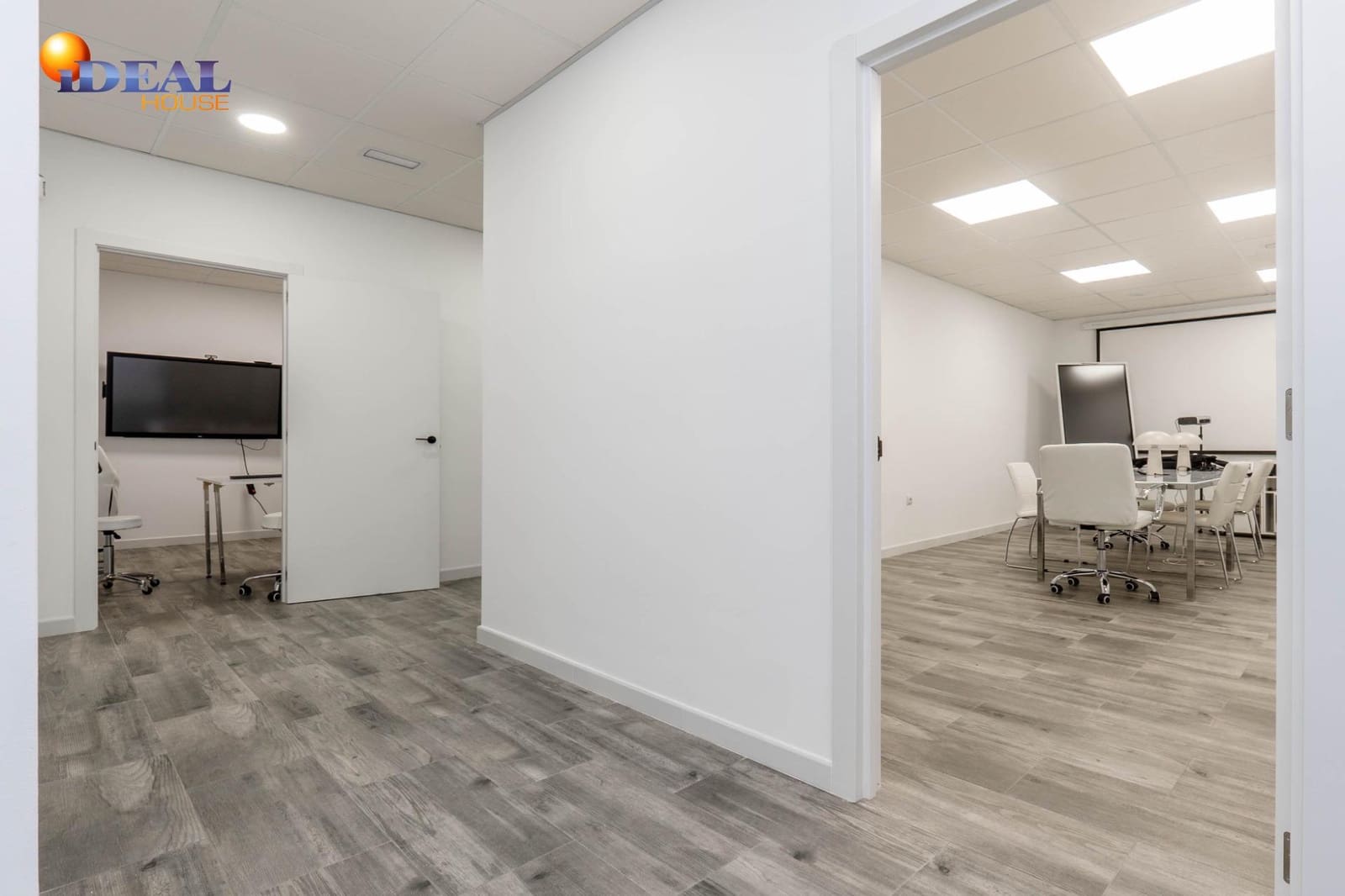 9 slaapkamer Commercieel te koop in Padul - € 224.900 (Ref: 9491283)