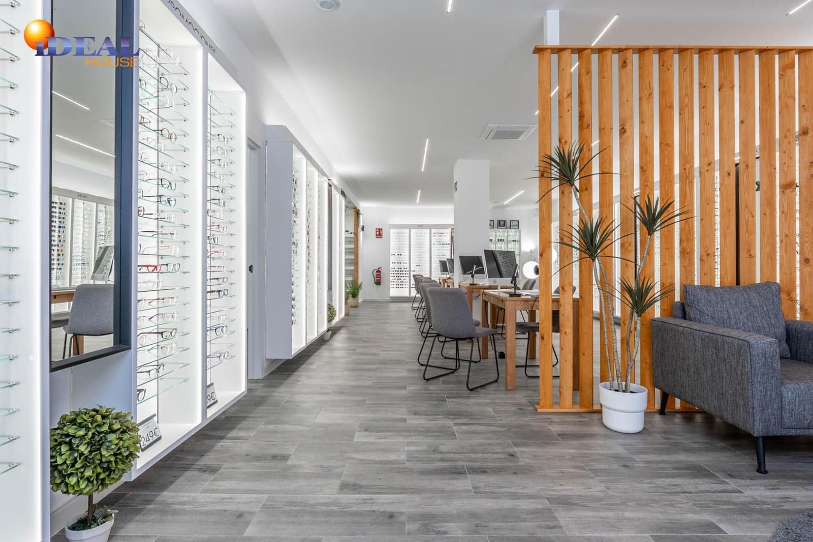 9 slaapkamer Commercieel te koop in Padul - € 224.900 (Ref: 9491283)