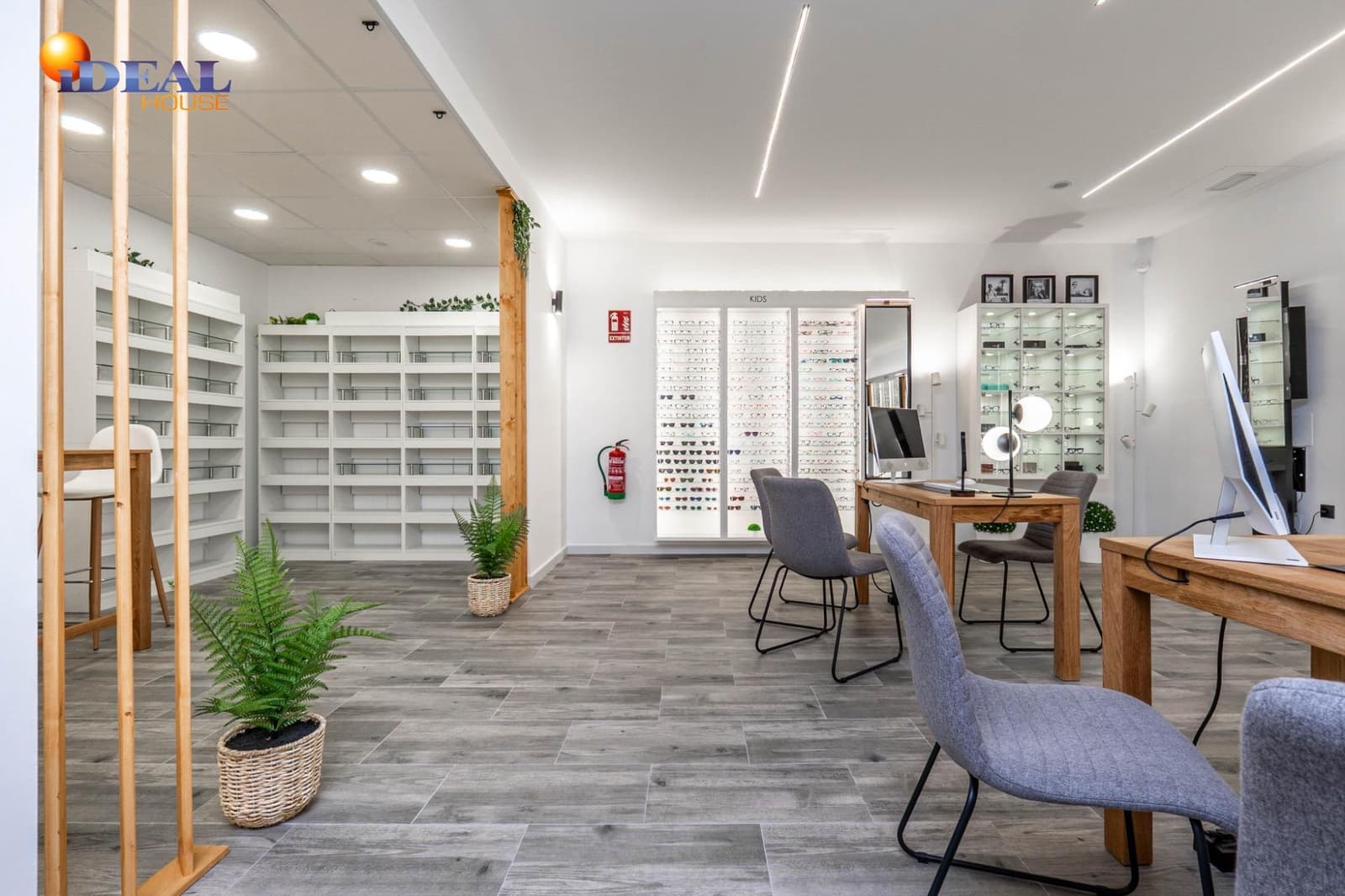 9 slaapkamer Commercieel te koop in Padul - € 224.900 (Ref: 9491283)