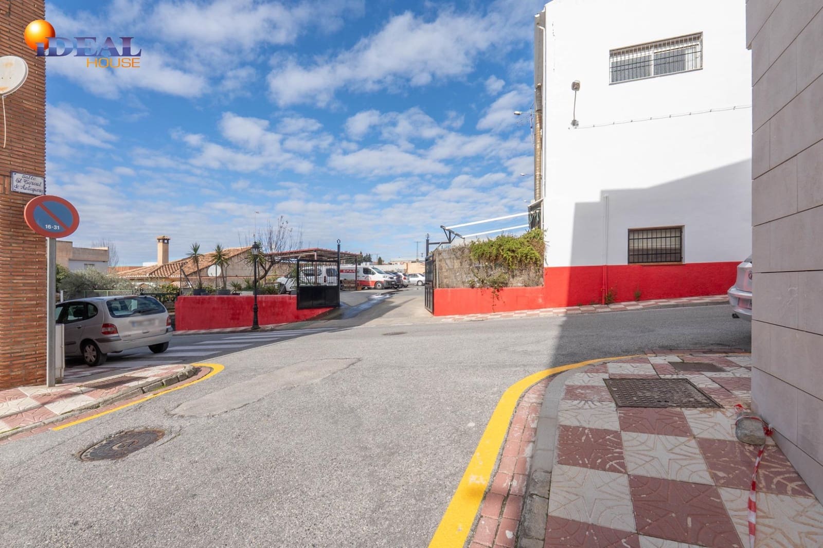 9 slaapkamer Commercieel te koop in Padul - € 224.900 (Ref: 9491283)