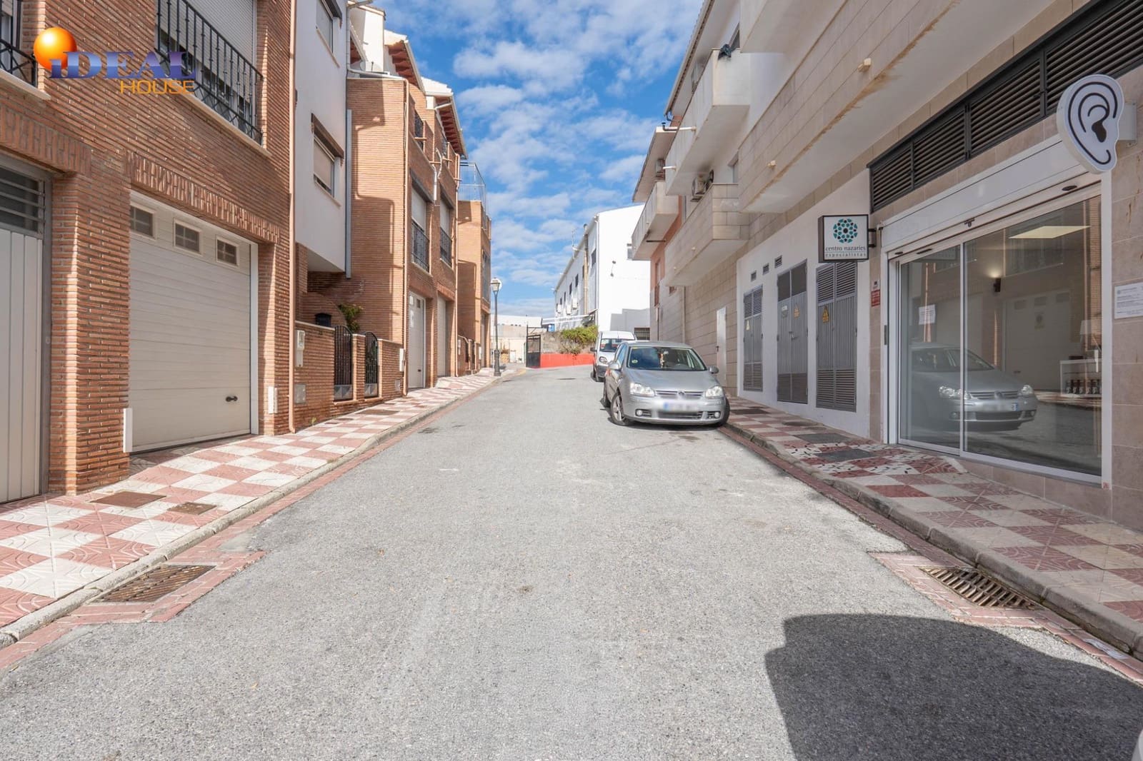 9 slaapkamer Commercieel te koop in Padul - € 224.900 (Ref: 9491283)