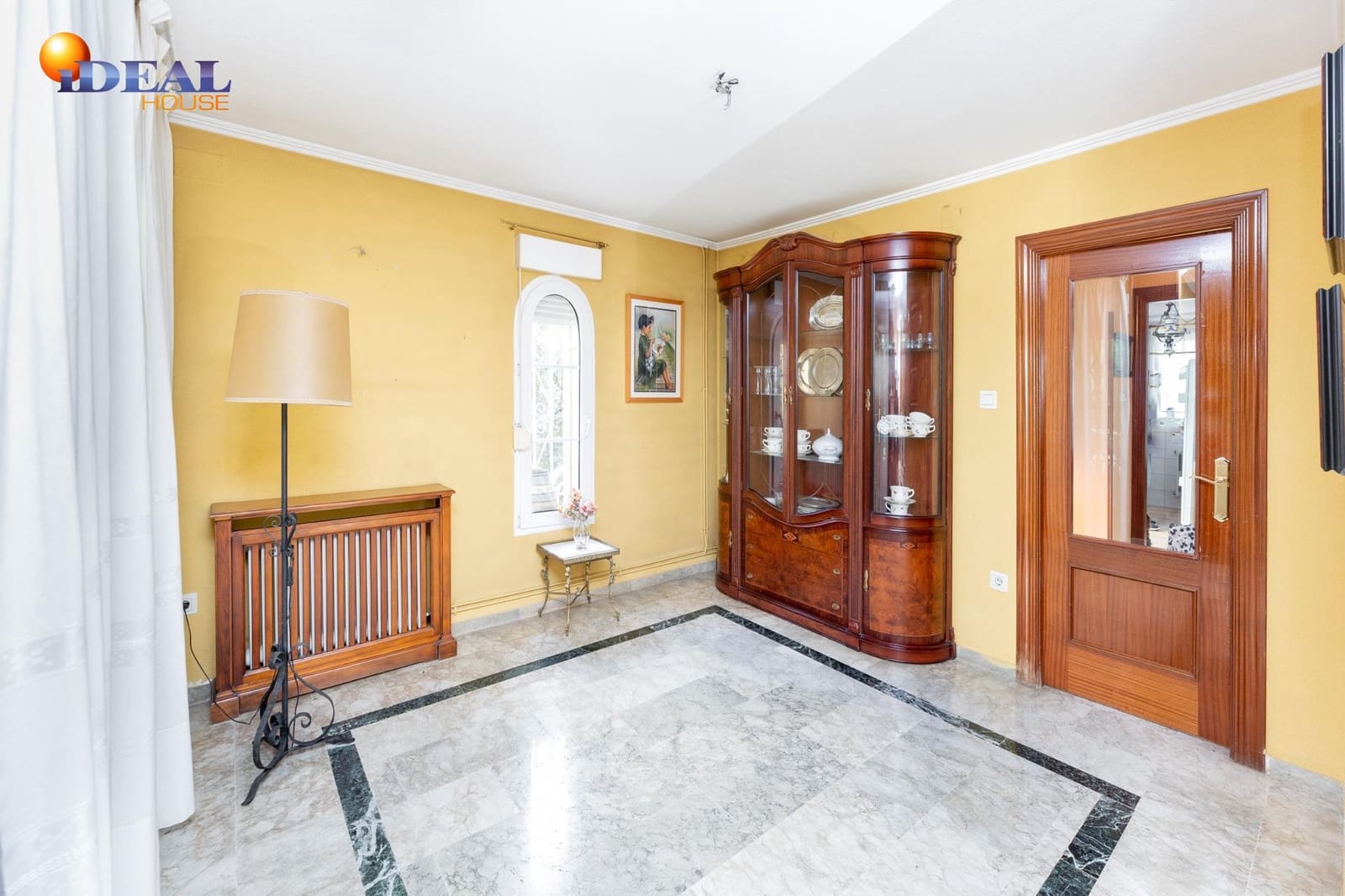 5 bedroom Villa for sale in Albolote with pool garage - € 329,000 (Ref: 9494542)