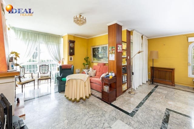 5 bedroom Villa for sale in Albolote with pool garage - € 329,000 (Ref: 9494542)