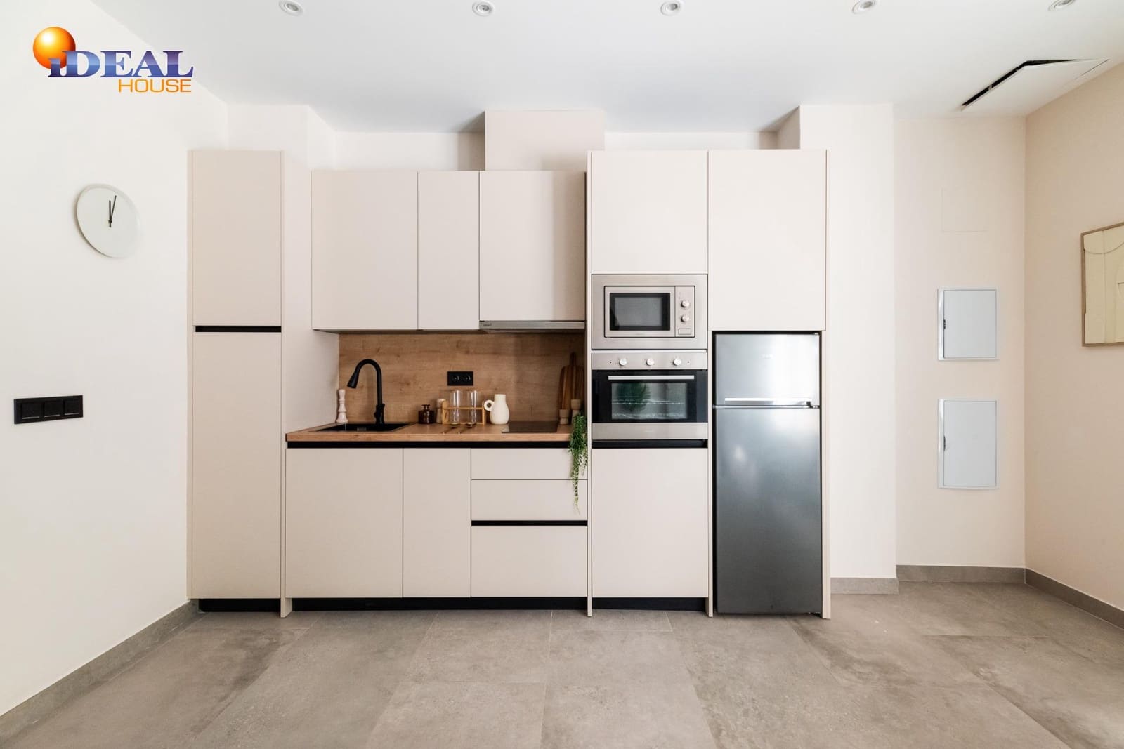 Loft de 1 habitación en Granada ciudad en venta - 145.000 € (Ref: 9494544)