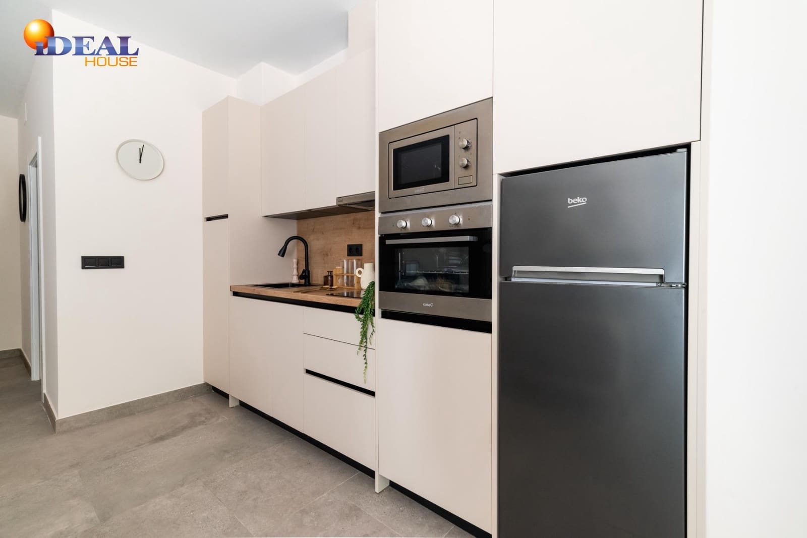 Loft de 1 habitación en Granada ciudad en venta - 145.000 € (Ref: 9494544)