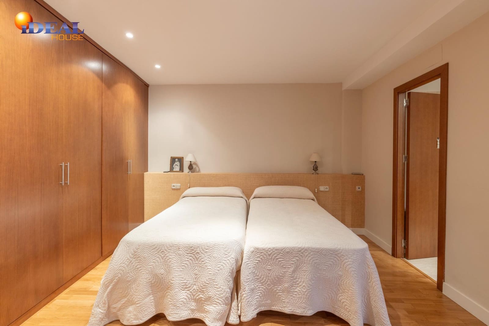 3 soveværelse Lejlighed til salg i Granada by - € 420.000 (Ref: 9494545)