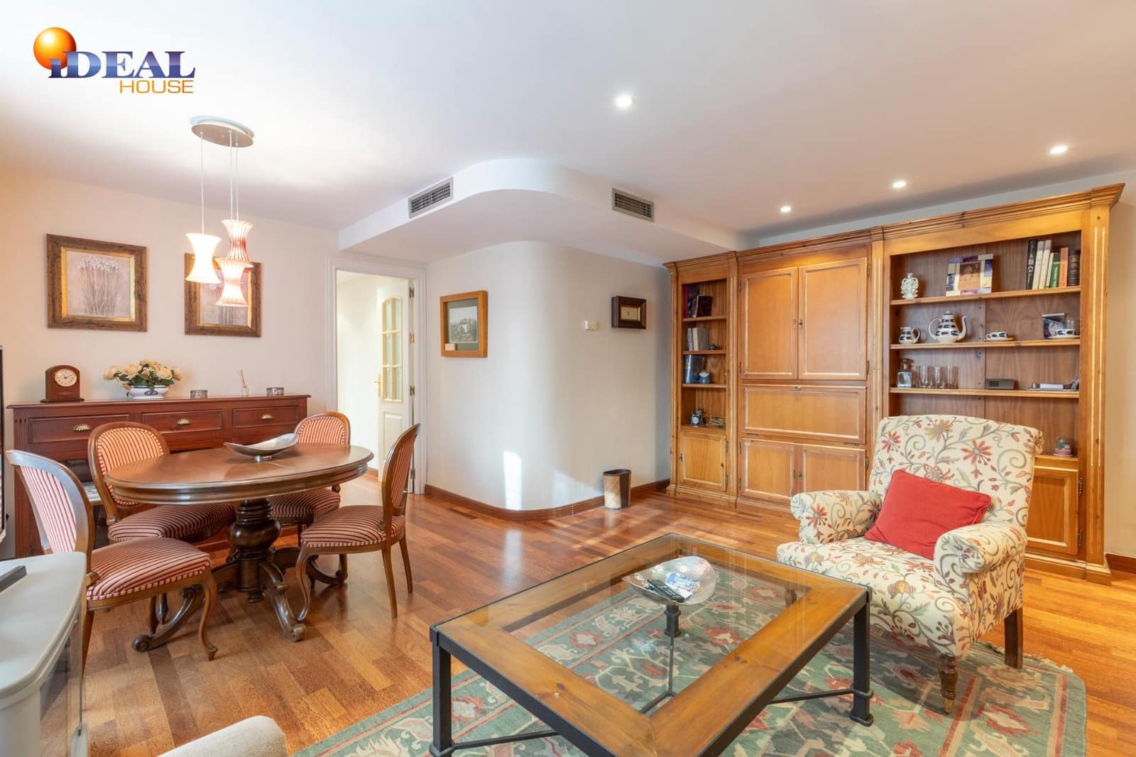 3 soveværelse Lejlighed til salg i Granada by - € 420.000 (Ref: 9494545)