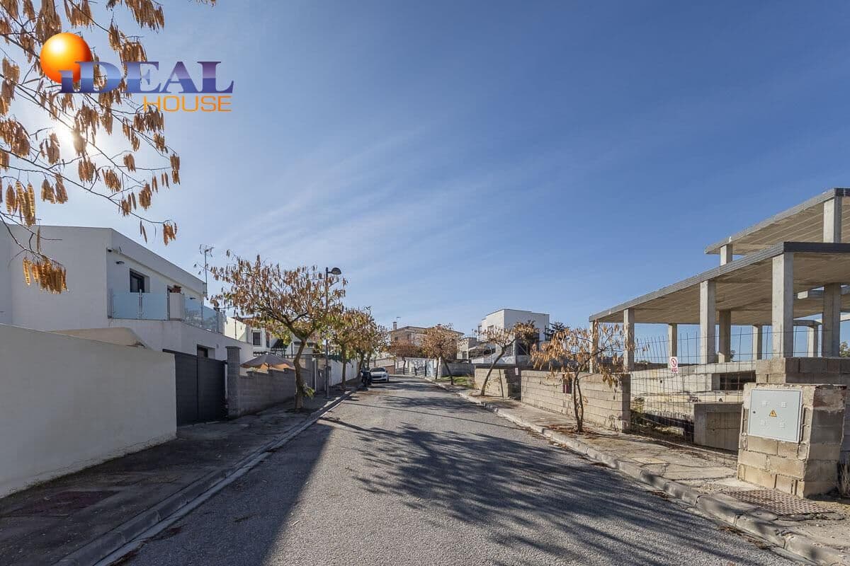 3 makuuhuone Huvila myytävänä paikassa Las Gabias mukana uima-altaan 
autotalli - 265 000 € (Ref: 9494546)