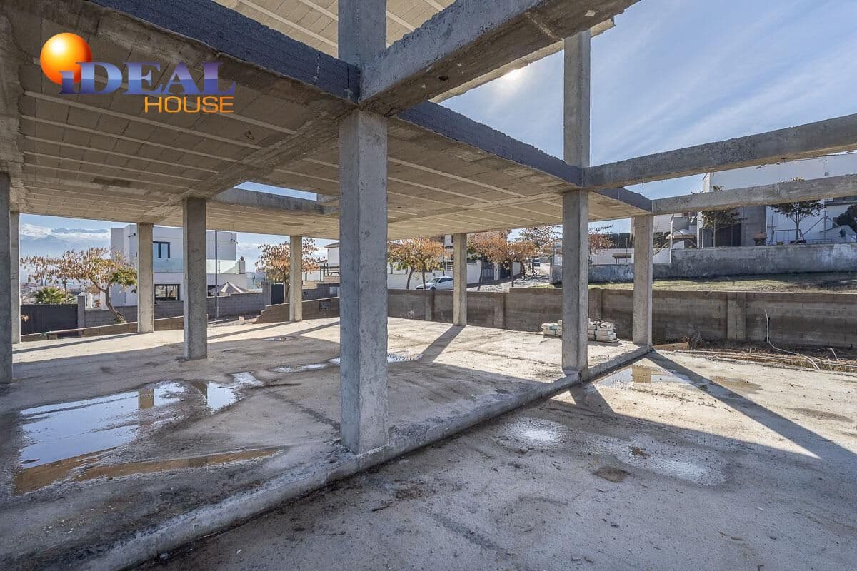 3 makuuhuone Huvila myytävänä paikassa Las Gabias mukana uima-altaan 
autotalli - 265 000 € (Ref: 9494546)