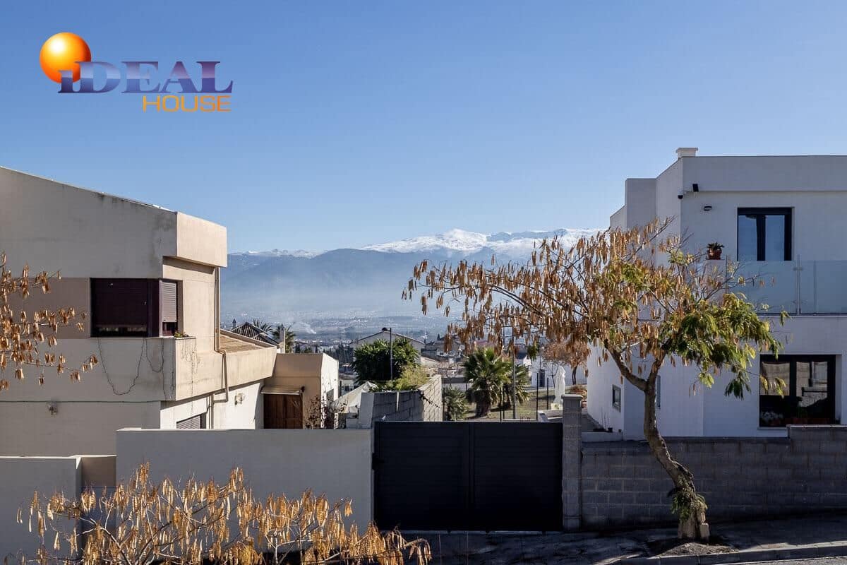 3 makuuhuone Huvila myytävänä paikassa Las Gabias mukana uima-altaan 
autotalli - 265 000 € (Ref: 9494546)