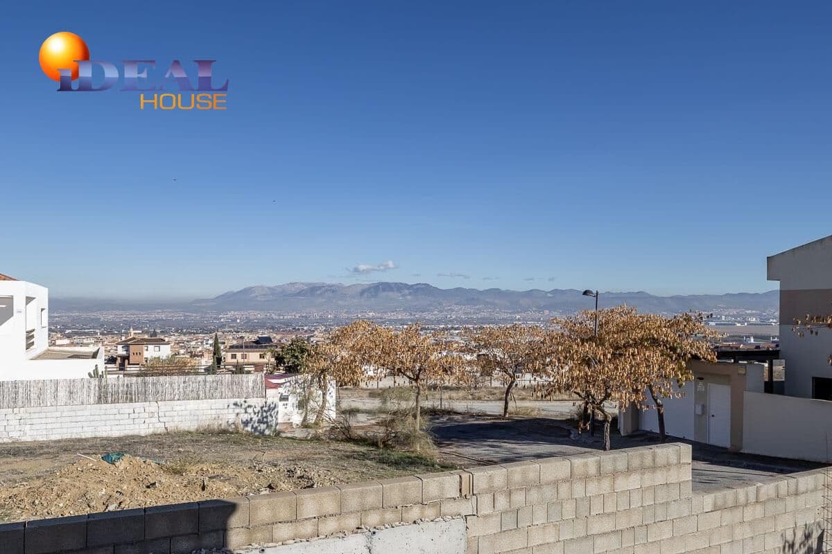 3 makuuhuone Huvila myytävänä paikassa Las Gabias mukana uima-altaan 
autotalli - 265 000 € (Ref: 9494546)