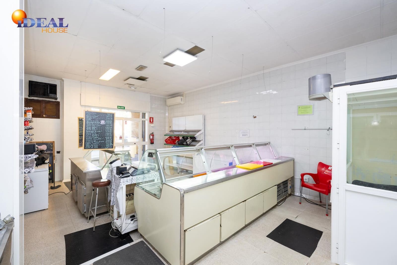 Commercial for sale in Motril - € 55,000 (Ref: 9494548)