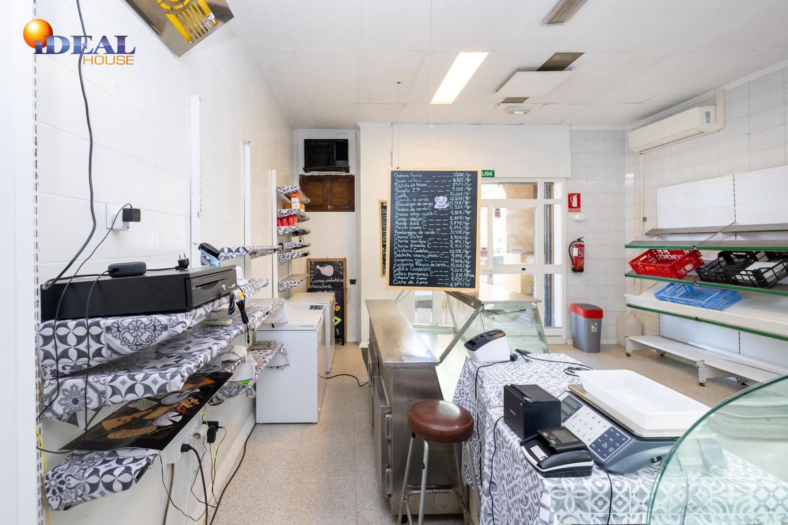 Commercial for sale in Motril - € 55,000 (Ref: 9494548)