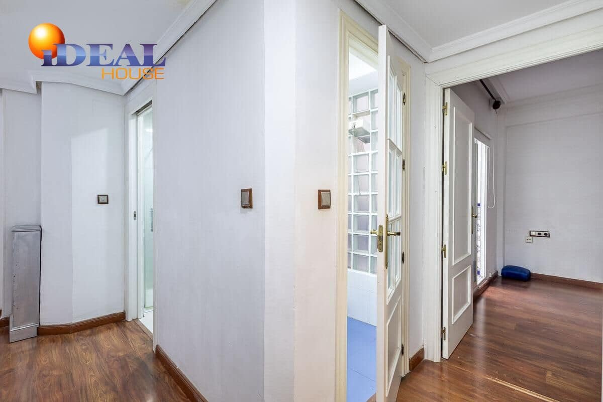 3 soverom Leilighet til salgs i Granada by - € 375 000 (Ref: 9497149)