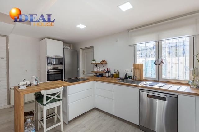 Adosado de 3 habitaciones en Monachil en venta con garaje - 250.000 € (Ref: 9502220)