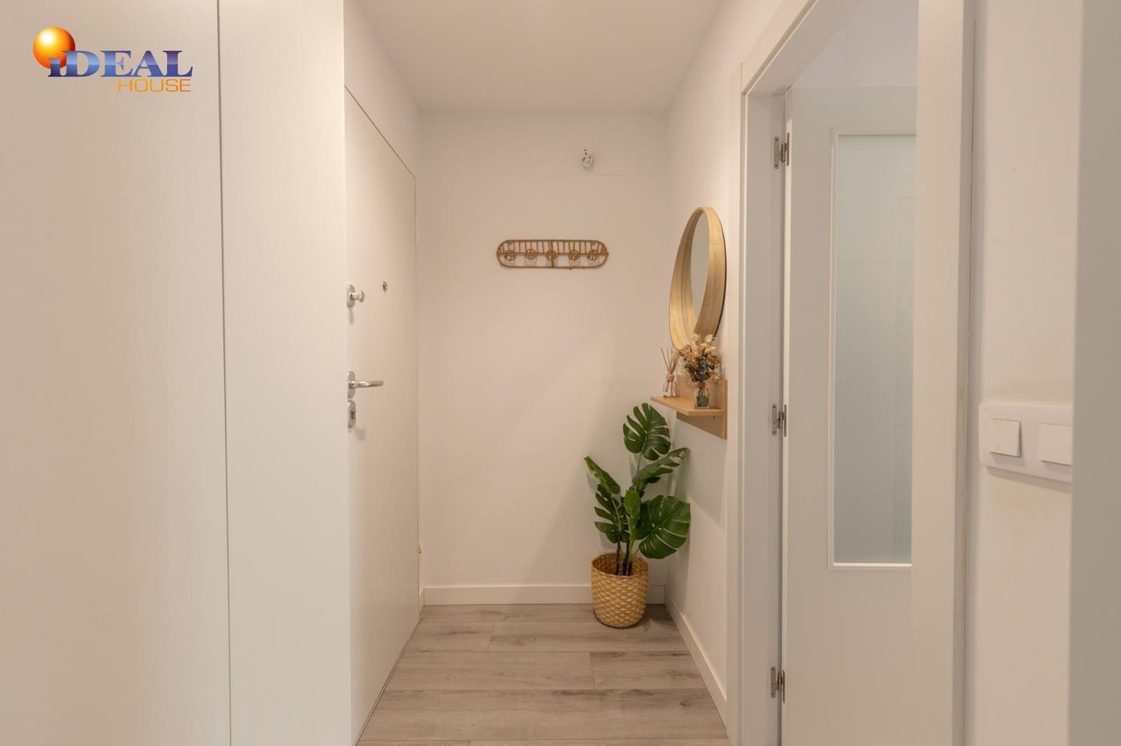 3 sypialnia Mieszkanie na sprzedaż w Miasto Grenada z basenem garażem - 324 900 € (Ref: 9502221)