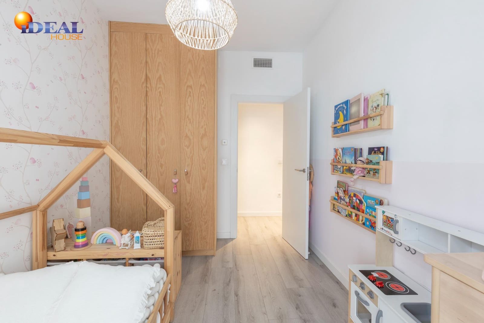 3 sypialnia Mieszkanie na sprzedaż w Miasto Grenada z basenem garażem - 324 900 € (Ref: 9502221)