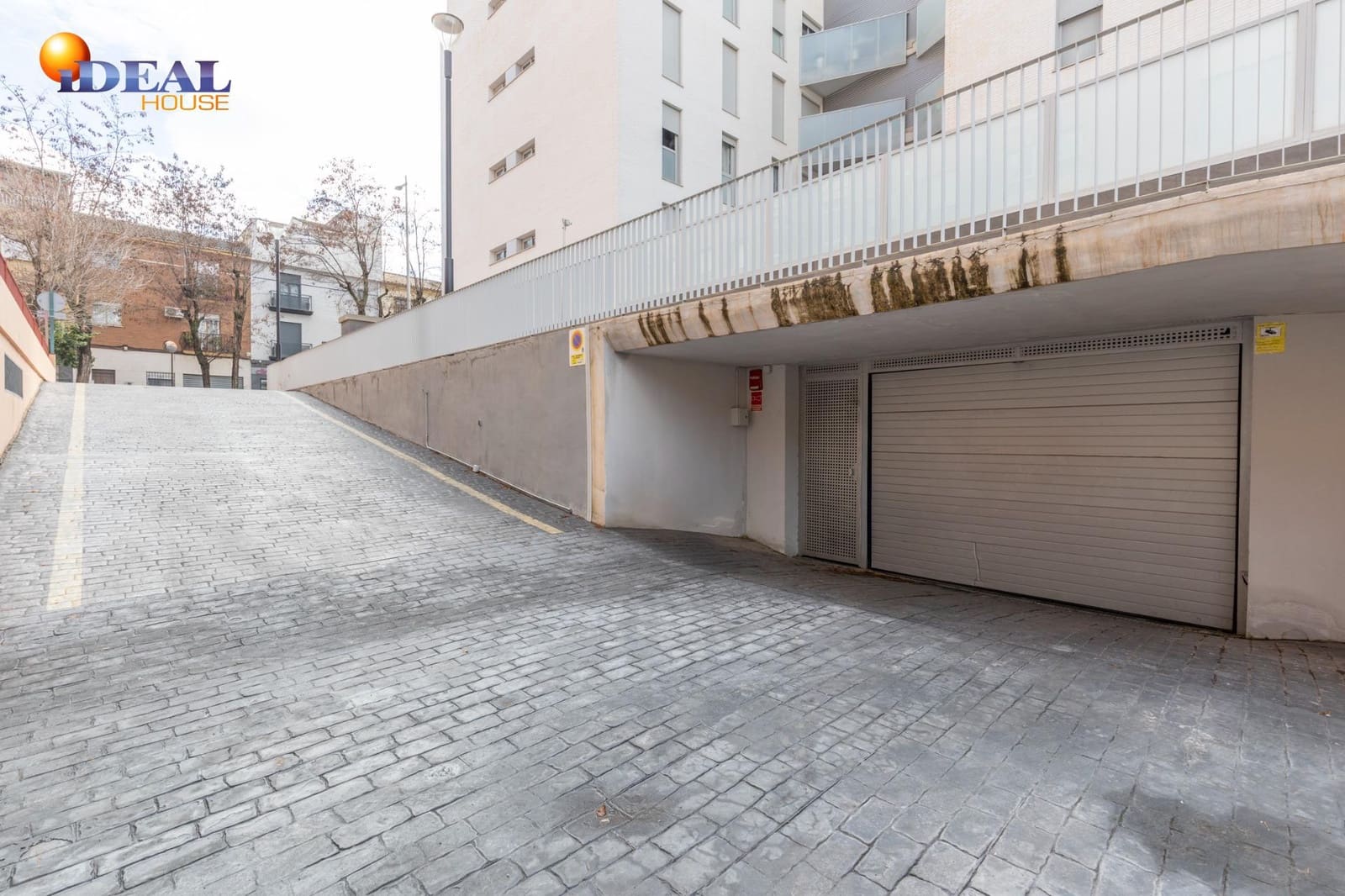 3 sypialnia Mieszkanie na sprzedaż w Miasto Grenada z basenem garażem - 324 900 € (Ref: 9502221)