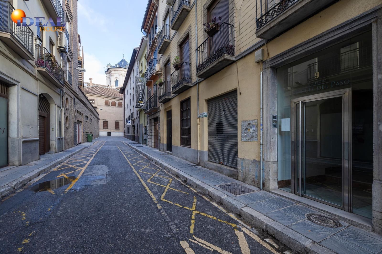 2 soveværelse Erhverv til salg i Granada by - € 55.000 (Ref: 9502223)