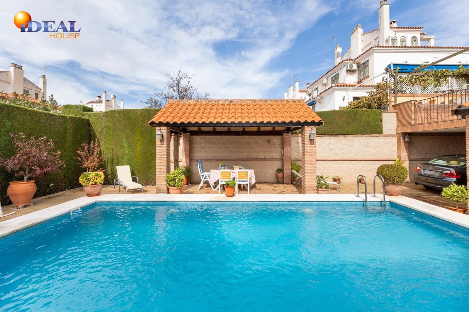 4 makuuhuone Rivitalo myytävänä paikassa Peligros mukana uima-altaan 
autotalli - 395 000 € (Ref: 9502224)