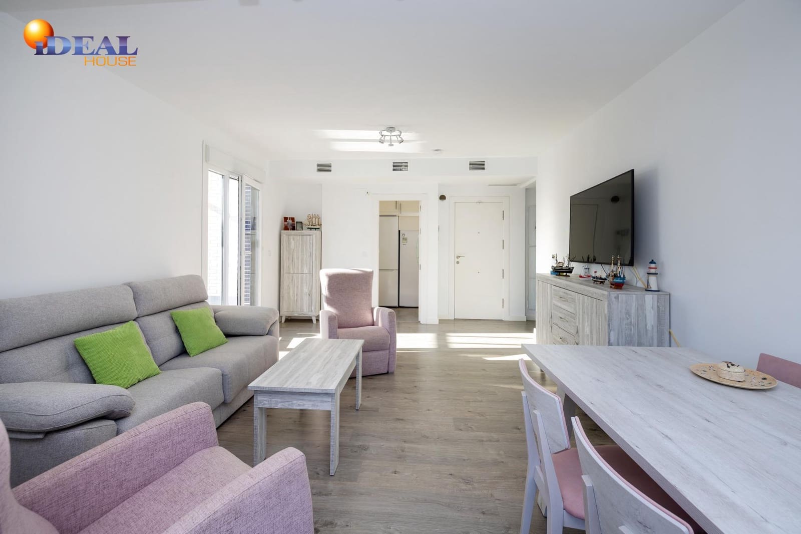 3 bedroom Flat for sale in Almunecar with pool garage - € 340,000 (Ref: 9502225)