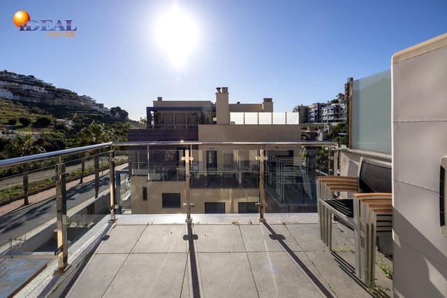 3 quarto Apartamento para venda em Almuñécar com piscina garagem - 340 000 € (Ref: 9502225)