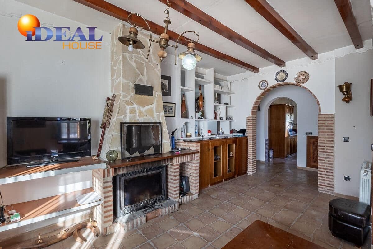 Finca/Casa Rural de 4 habitaciones en Moraleda de Zafayona en venta con piscina garaje - 260.000 € (Ref: 9508821)