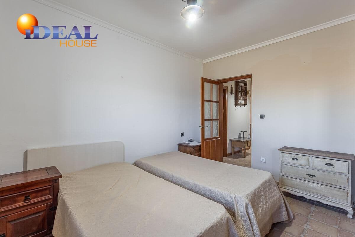 Finca/Casa Rural de 4 habitaciones en Moraleda de Zafayona en venta con piscina garaje - 260.000 € (Ref: 9508821)